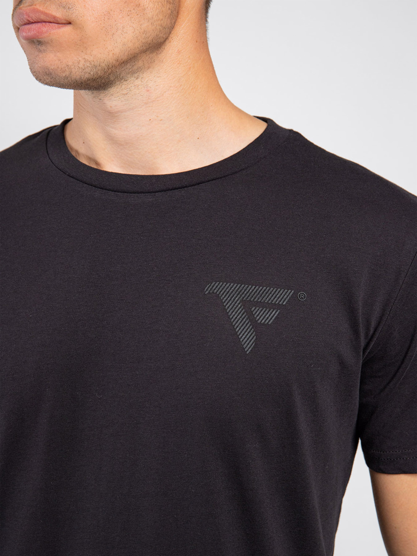 Футболка Fred Mello модель FM22W02TG_BLACK Фото