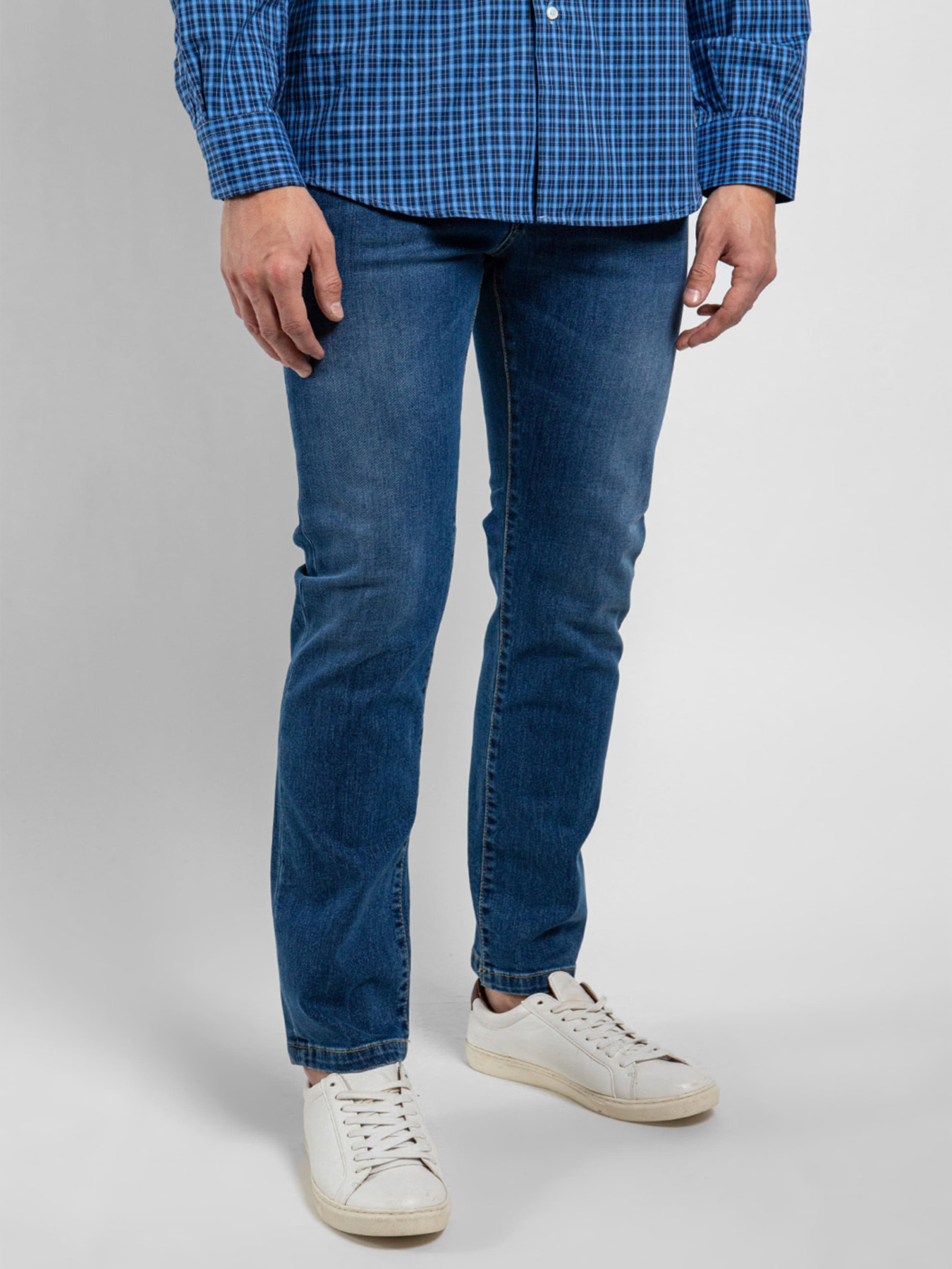 Прямые джинсы ARMATA DI MARE модель PA579RD1AA22.TC882 Фото