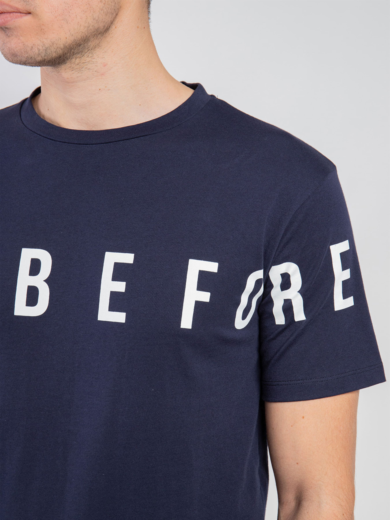 Футболка J.B4 (Just Before) модель 5MF0133 Фото