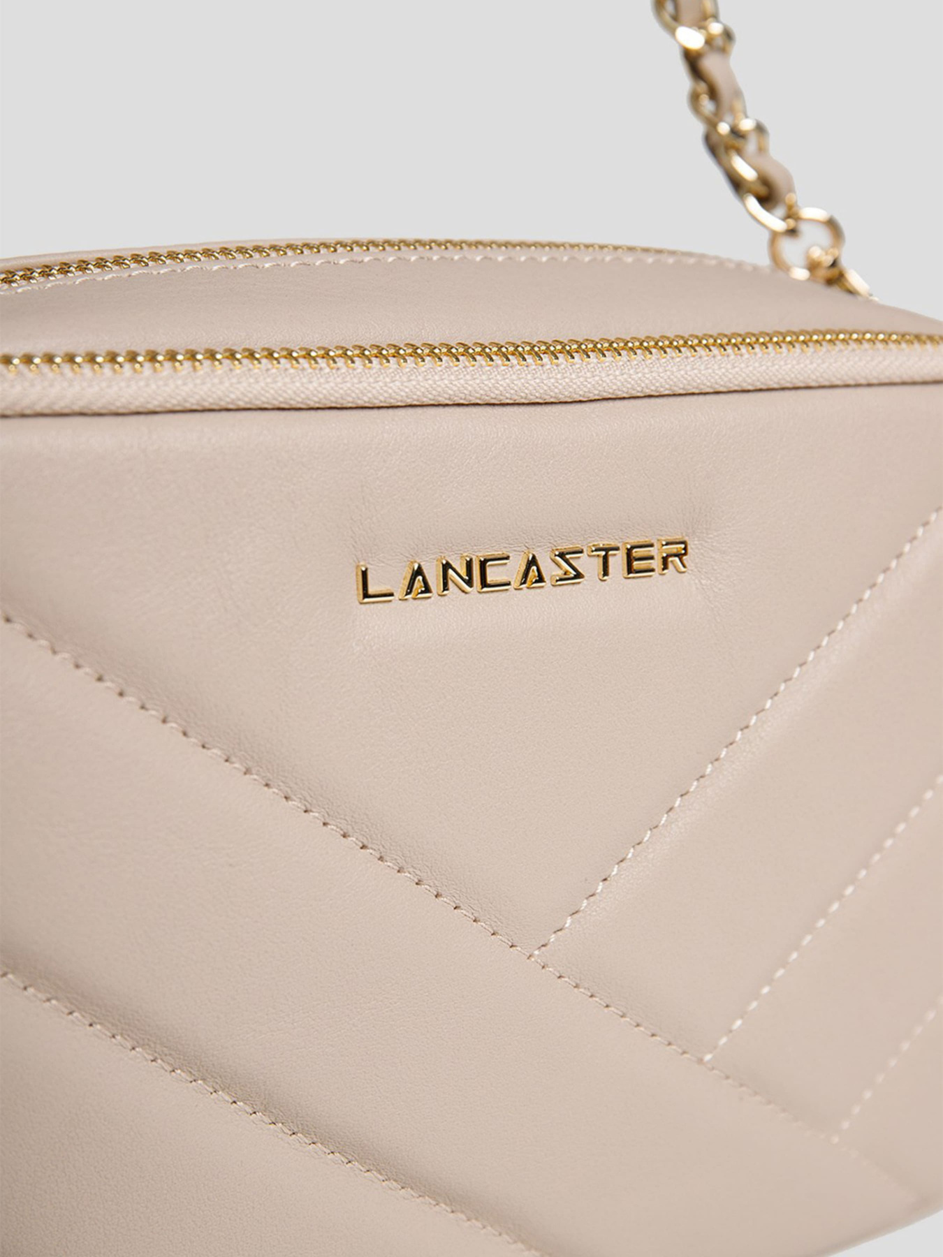 Сумка LANCASTER модель 530-22-BEIGE Сумка LANCASTER модель 530-22-BEIGE Фото