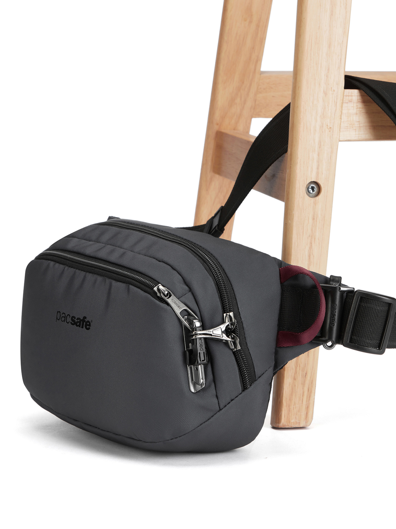 Поясная сумка Pacsafe Vibe 100 модель 60141144 Поясная сумка Pacsafe Vibe 100 модель 60141144 Фото