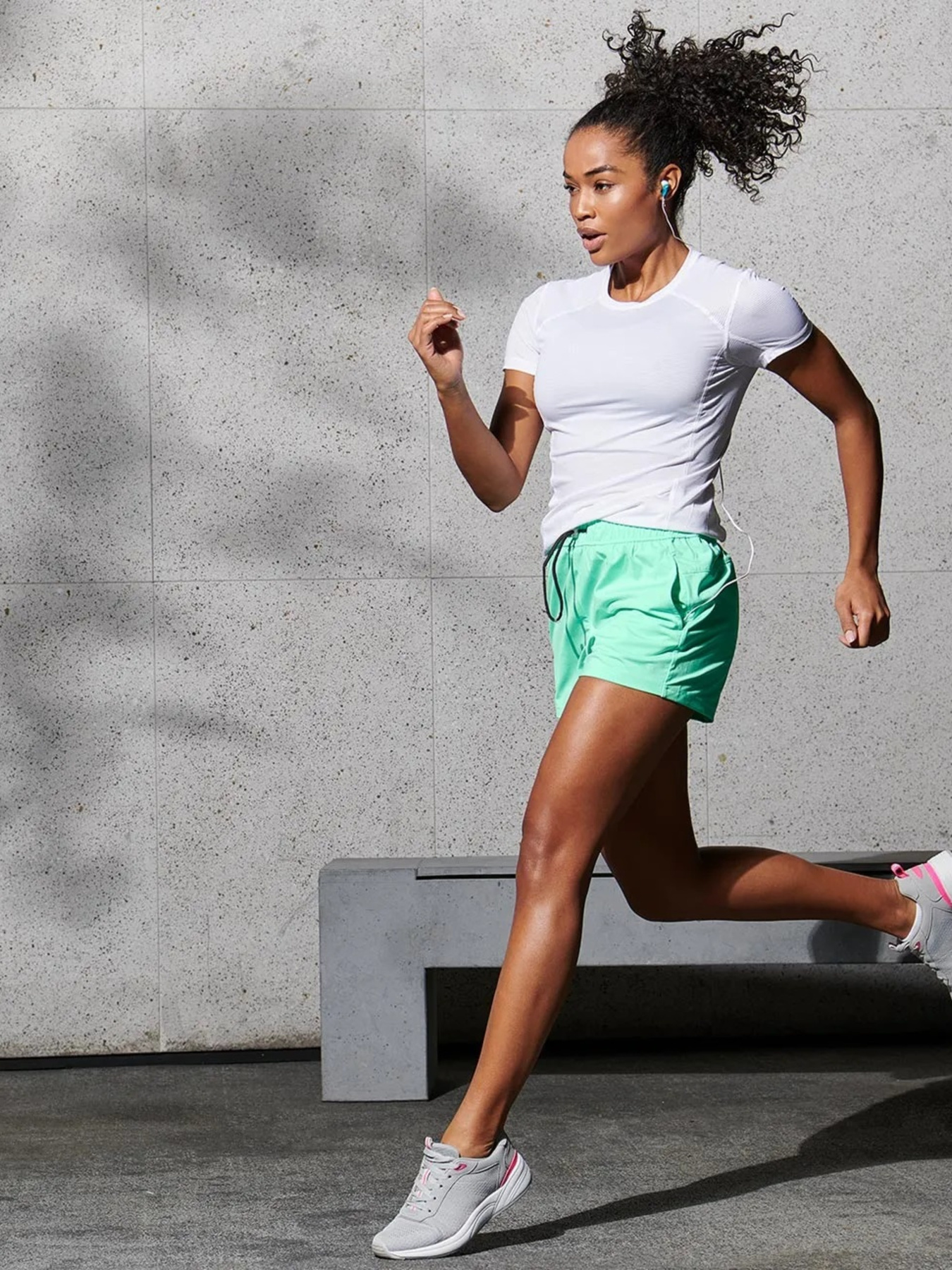 Спортивні шорти Tchibo модель T1685549740 Фото