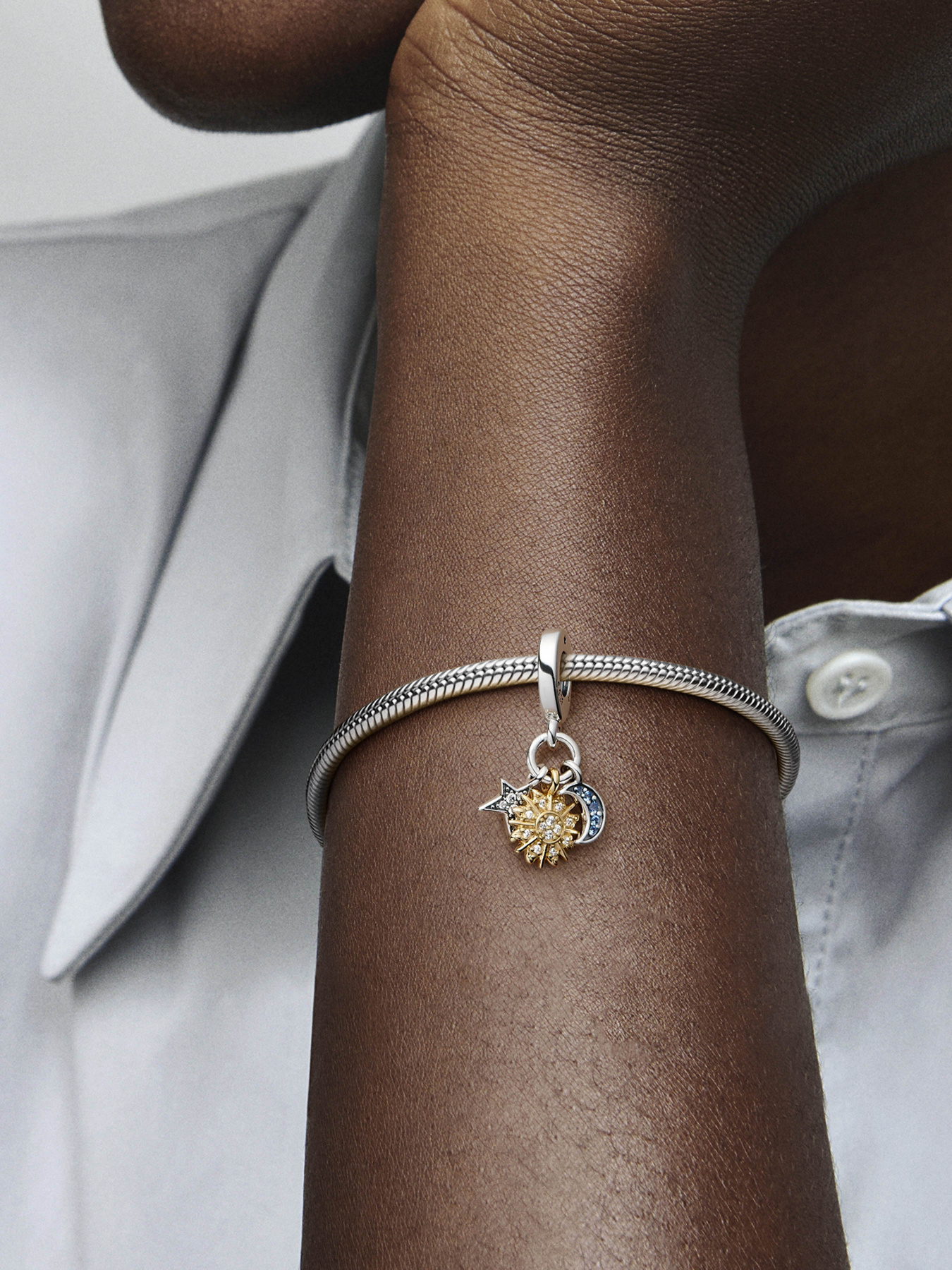 Класичні PANDORA Moments модель 762676C01 Фото