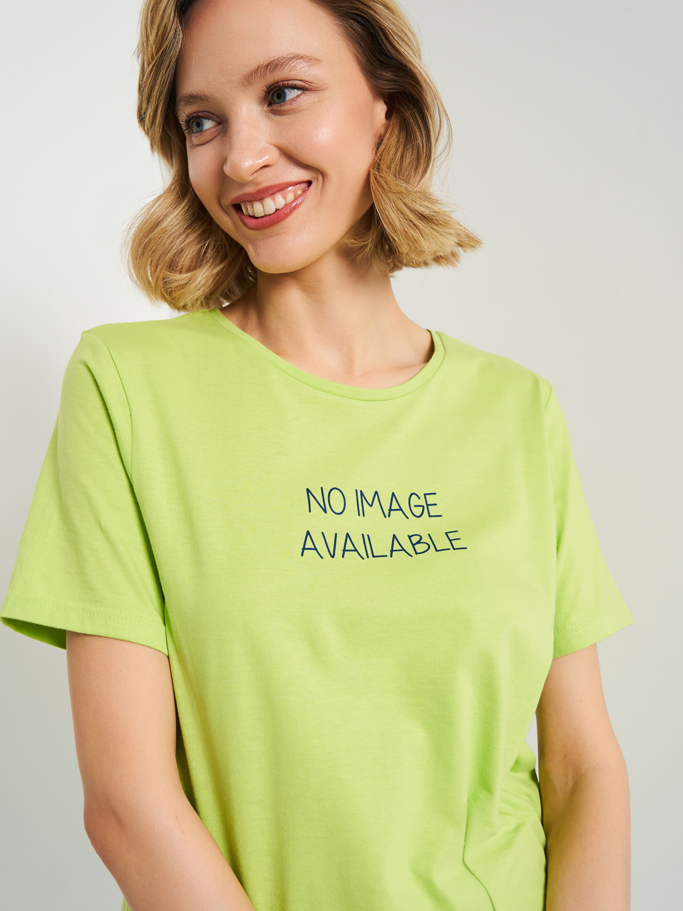 Футболка Роза модель 221021 Фото