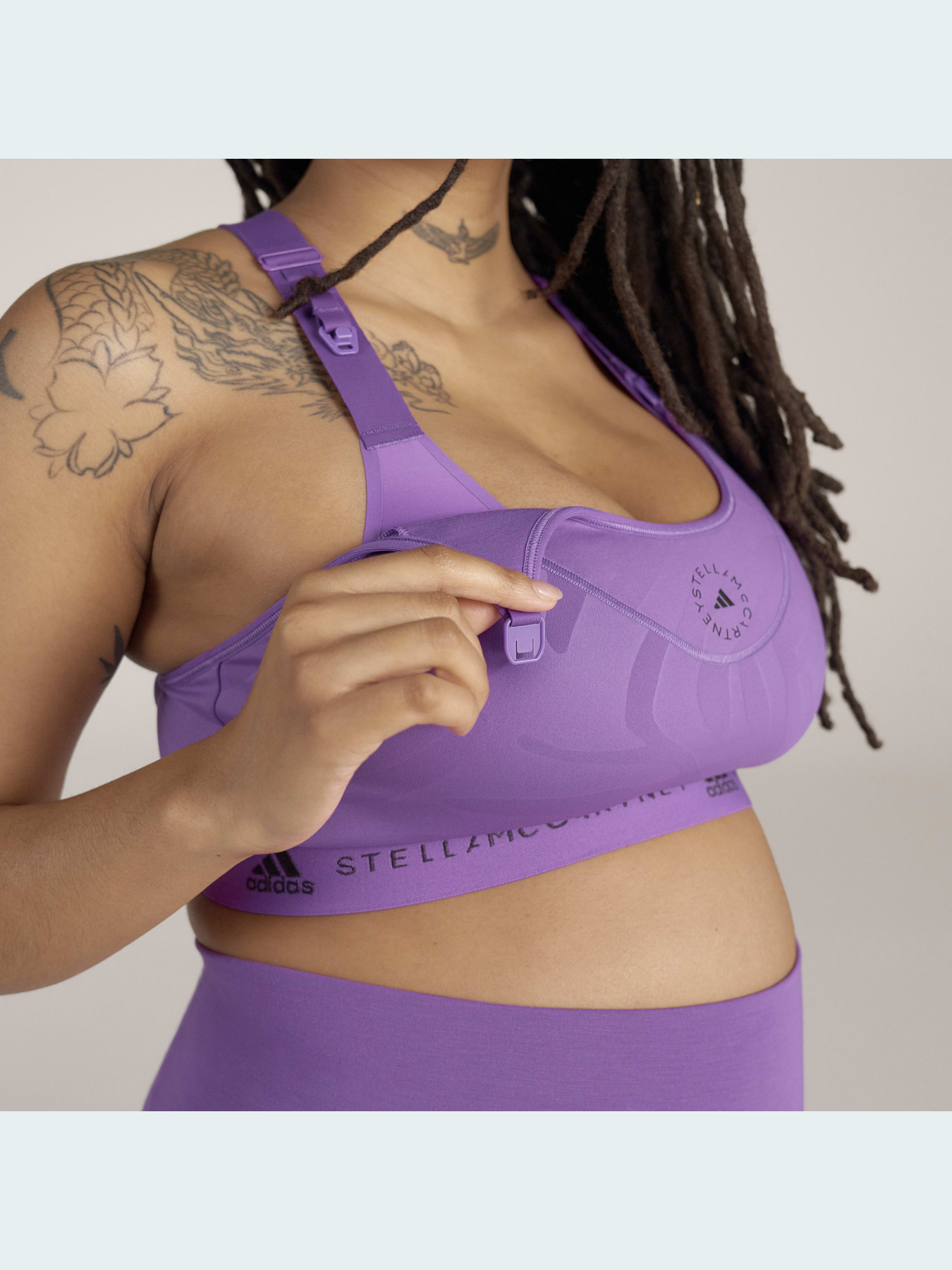 Топ спортивний Adidas модель HI6021 Фото