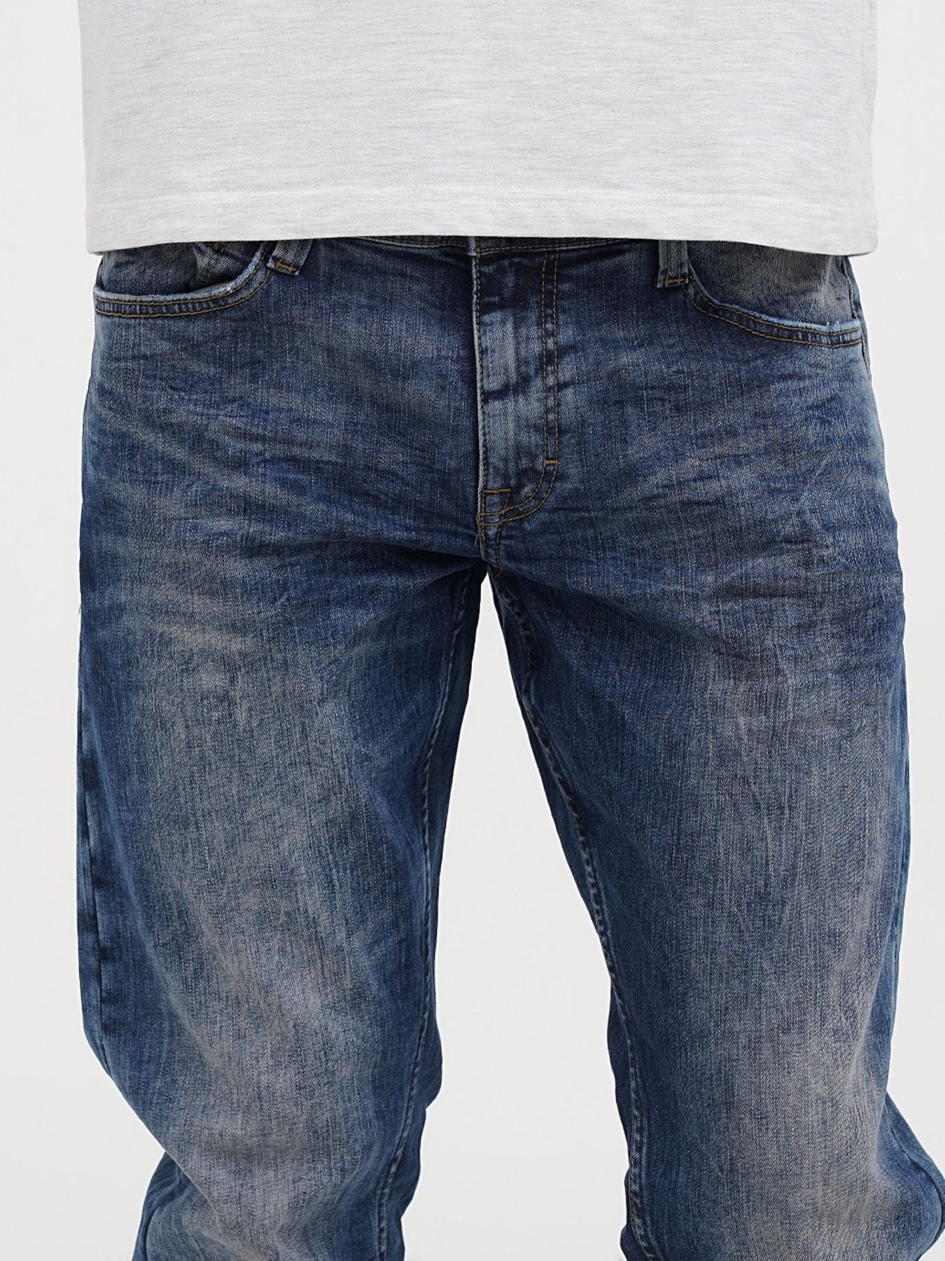 Зауженные джинсы Mustang Jeans модель 4025676 Фото