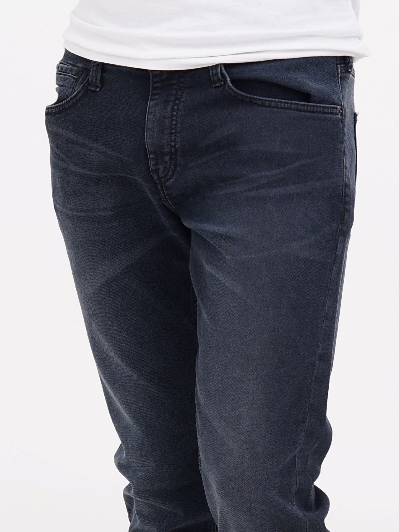 Зауженные джинсы Mustang Jeans модель 5008351 Фото