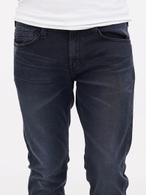 Зауженные джинсы Mustang Jeans модель 5008351 Фото