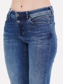 Завужені джинси Mustang Jeans модель 4011134 Фото