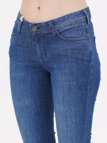 Завужені джинси Mustang Jeans модель 4009209 Фото