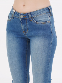 Зауженные джинсы Mustang Jeans модель 4007652 Фото