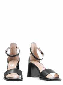 Босоножки LeBERDES модель 00000015965 Фото