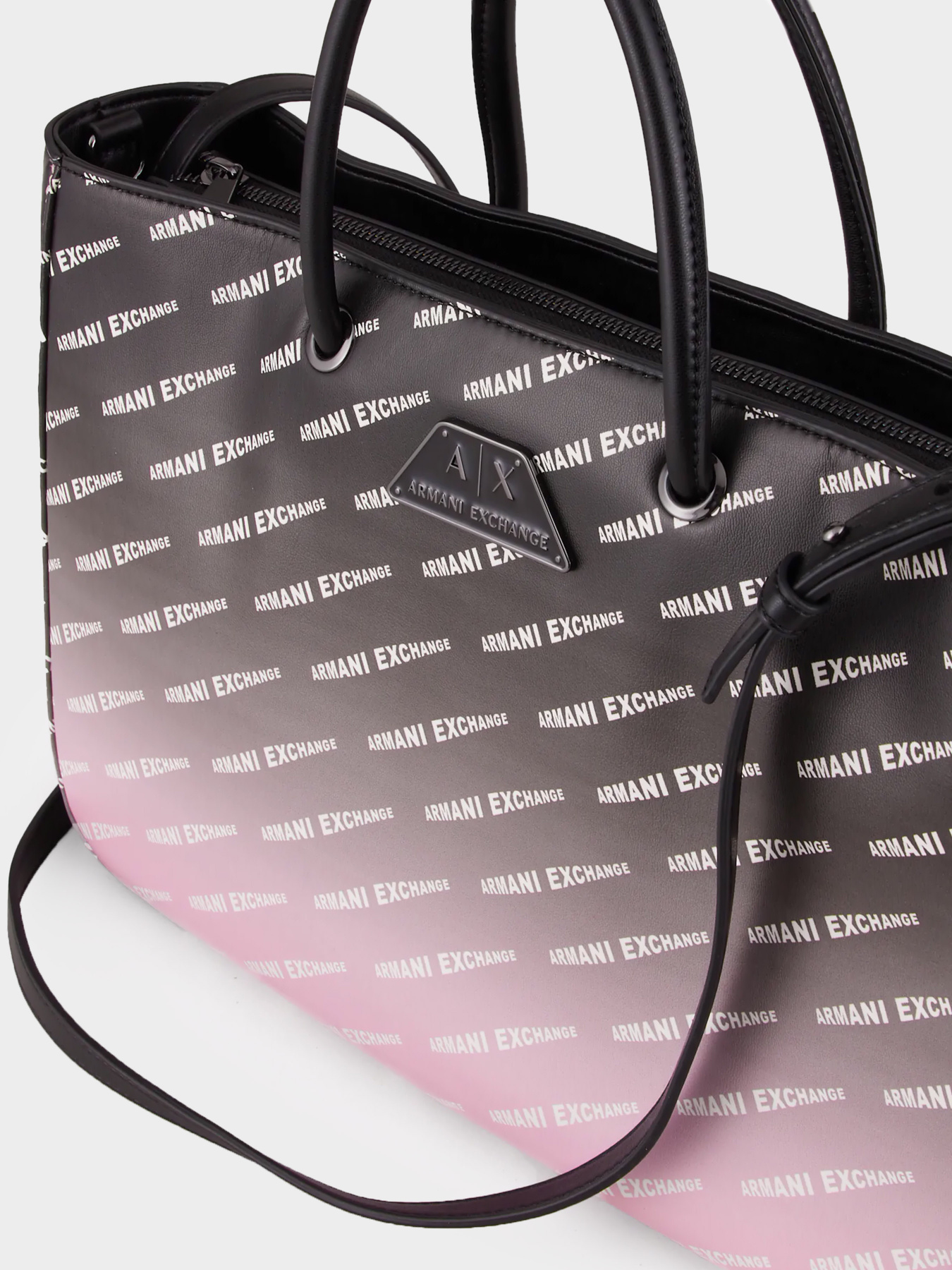 Сумки Armani Exchange модель 942903-3R702-25121 Фото