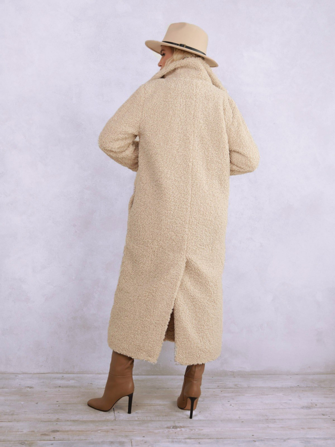 Шуба ISSA Plus модель 12287_beige Фото