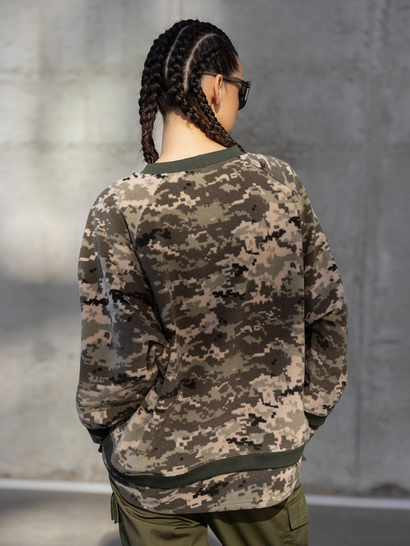 Свитшот ISSA Plus модель 13593_multicolor Фото