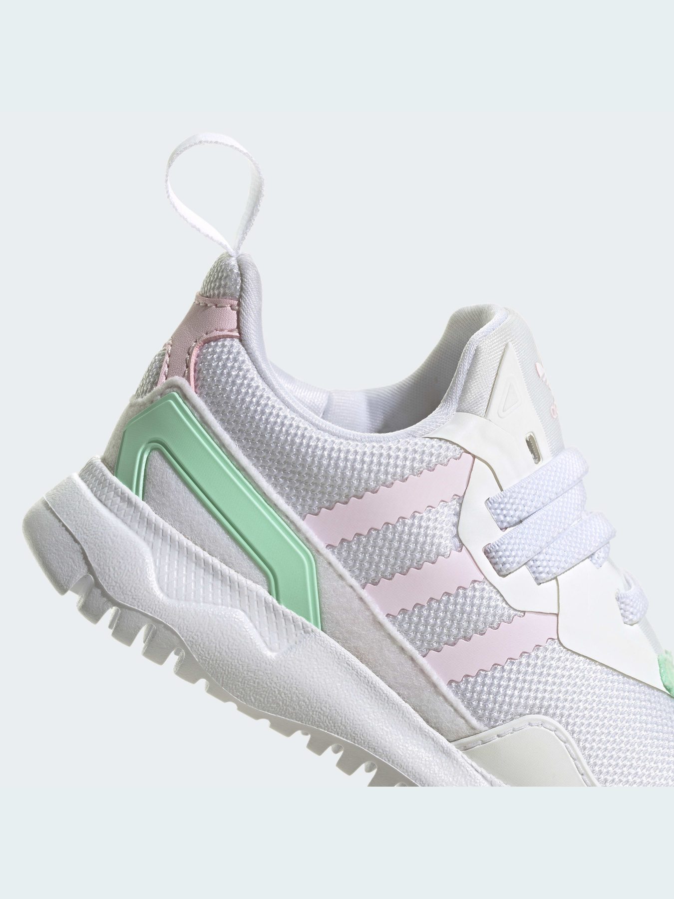 Кроссовки повседневные Adidas модель GX5782 Фото