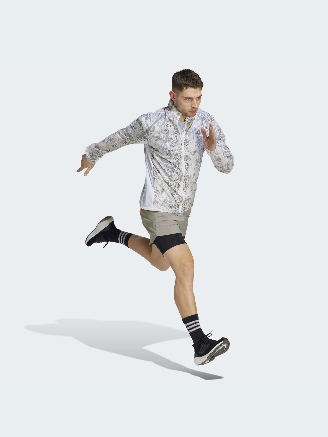 Шорти спортивні Adidas модель IB8933 Фото