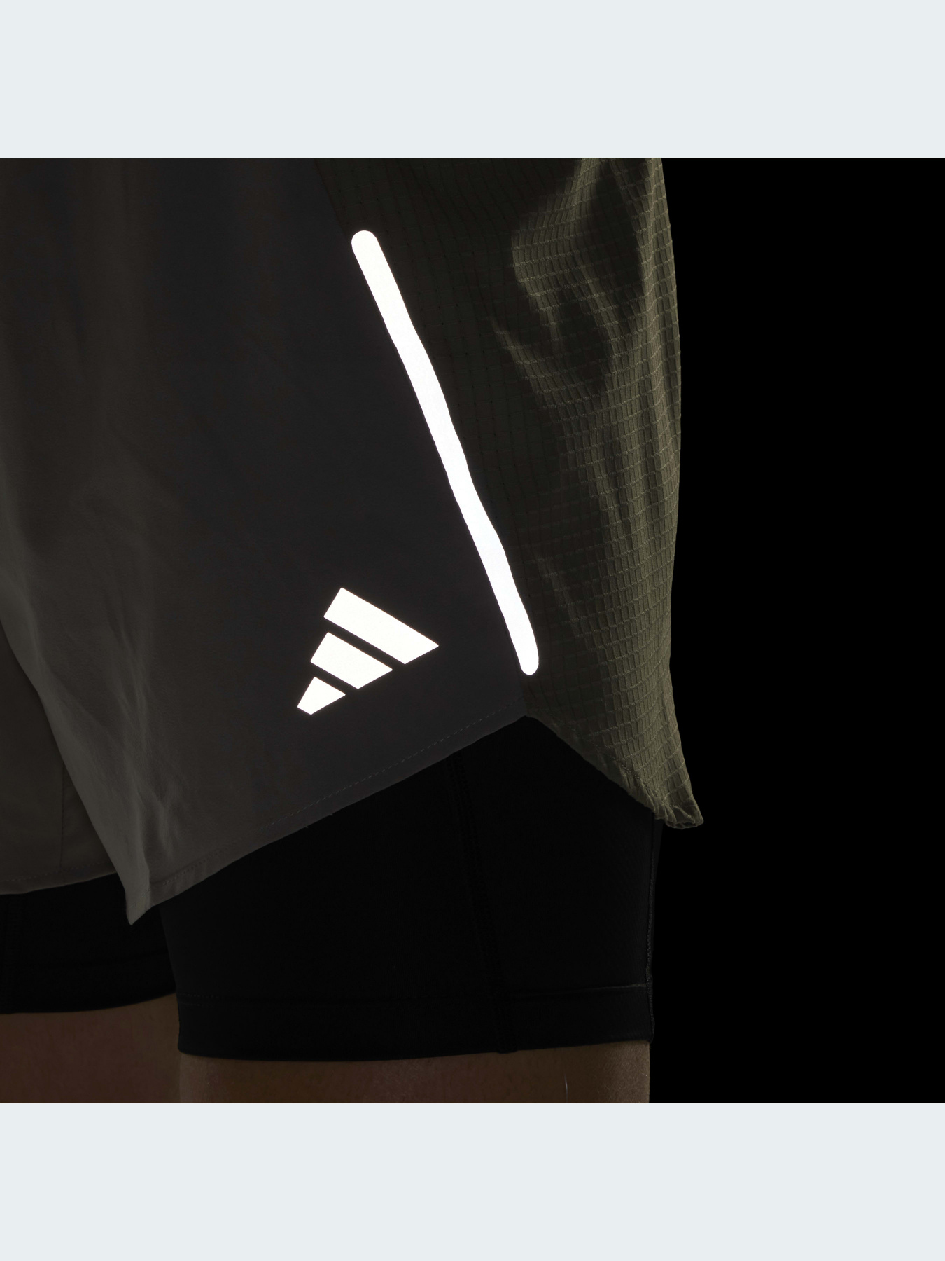 Шорти спортивні Adidas модель IB8933 Фото