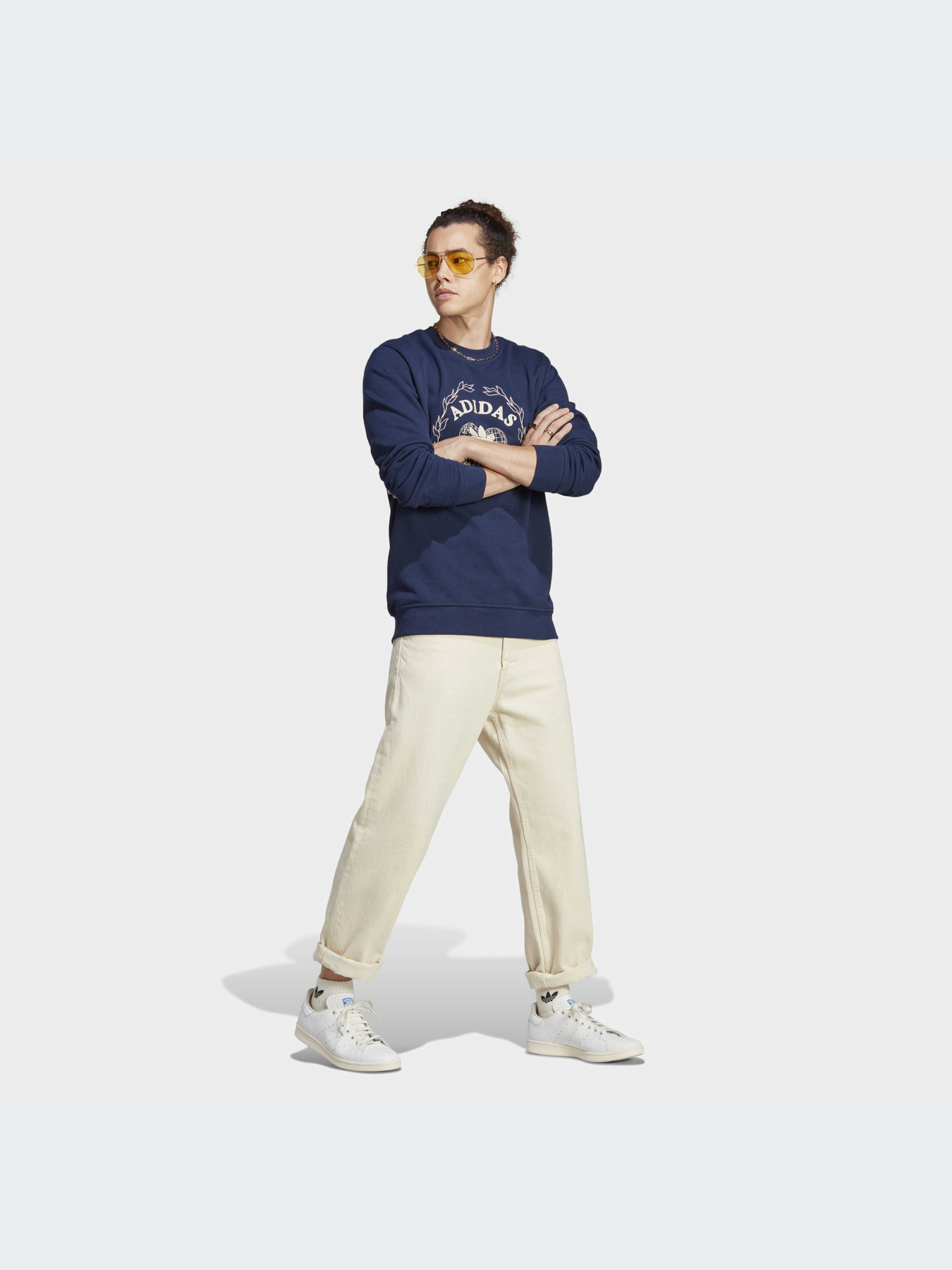 Свитшот Adidas Graphics модель IC5769 Фото