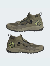 Кроссовки аутдор Adidas модель GY9118 Кроссовки аутдор Adidas модель GY9118 Фото