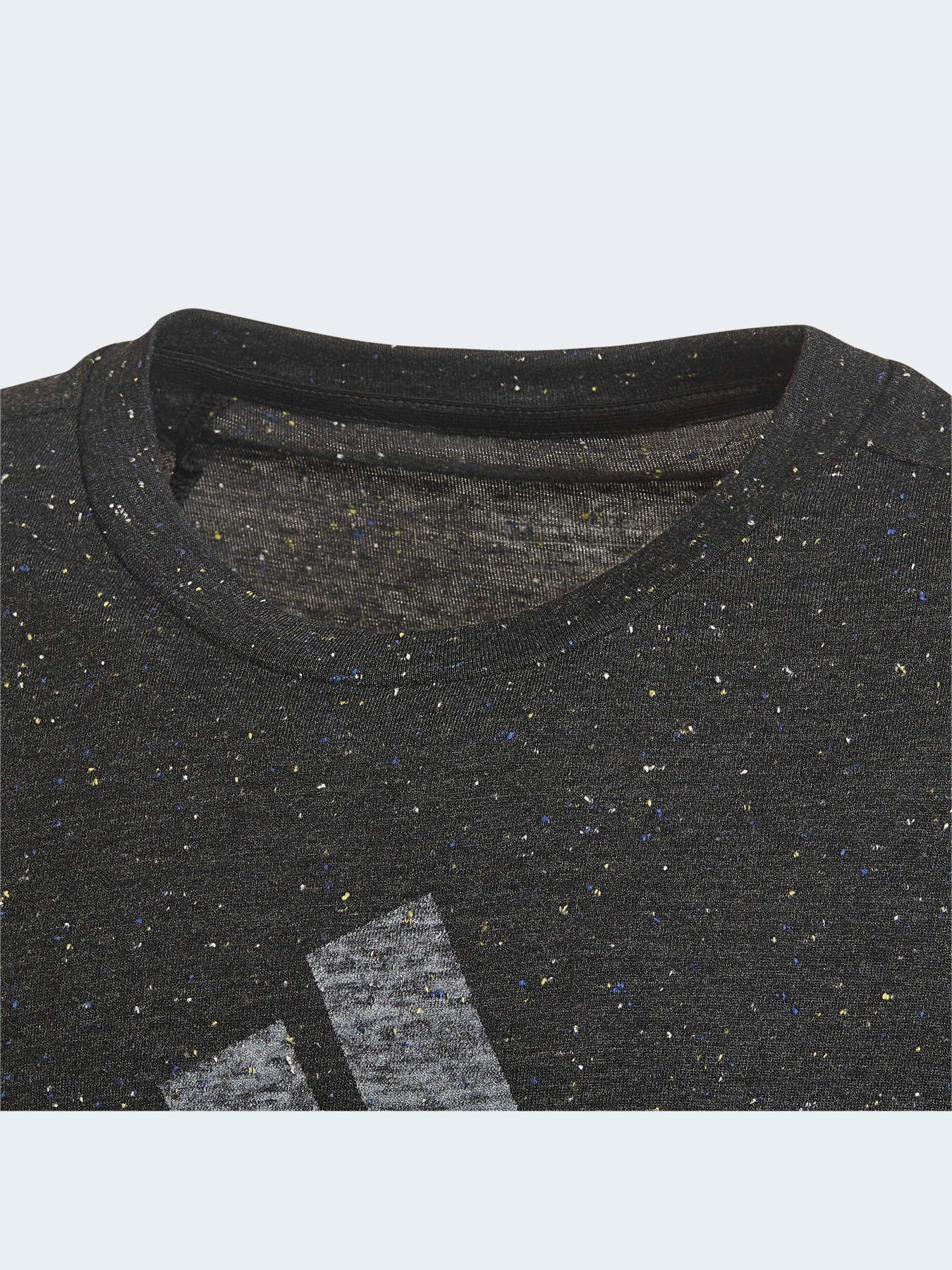 Спортивна футболка Adidas модель HM2646 Спортивна футболка Adidas модель HM2646 Фото