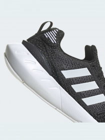 Кроссовки Adidas Swift модель GV7971 Фото