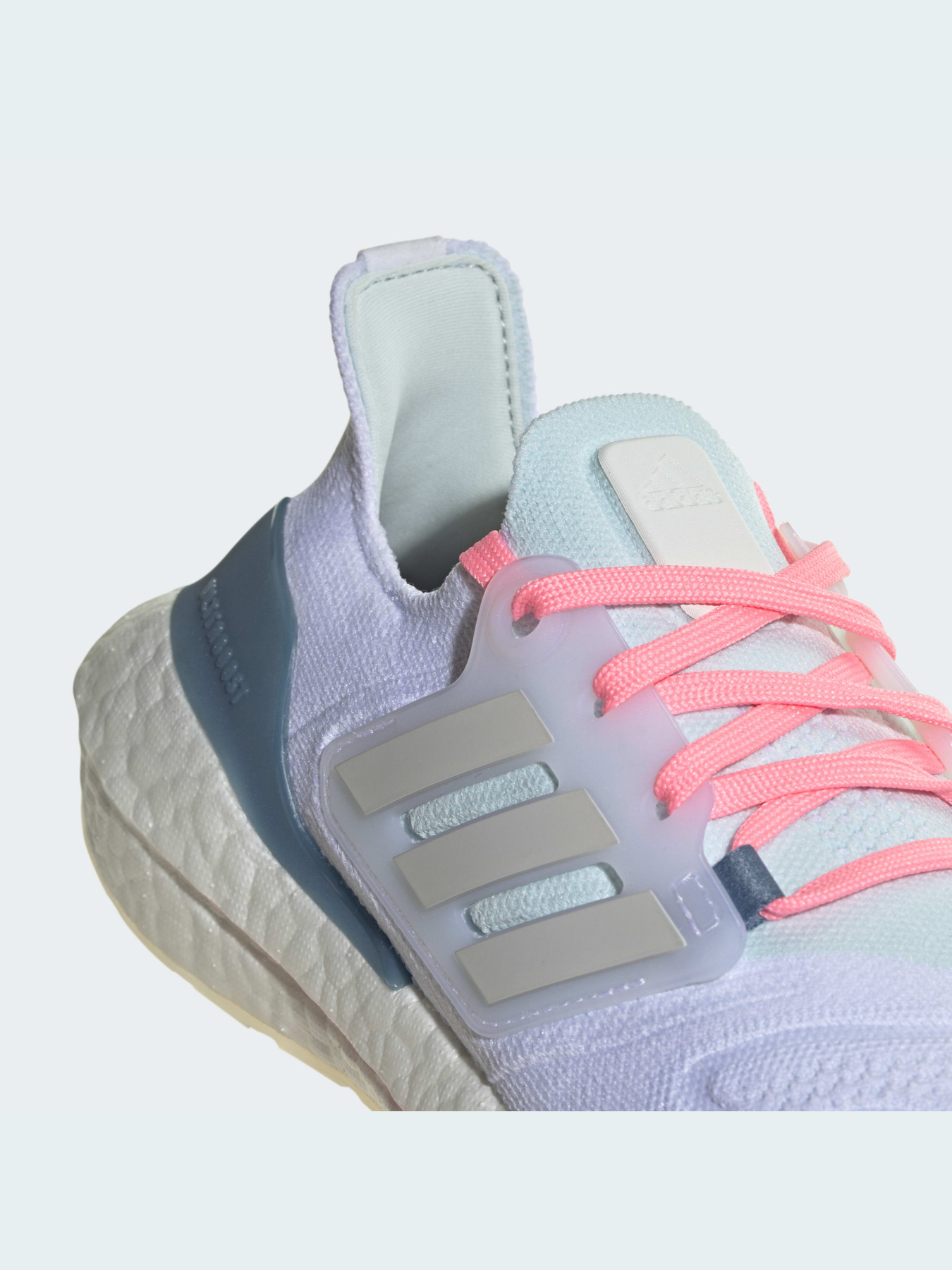 Кроссовки для бега Adidas Ultraboost модель GX9784 Фото