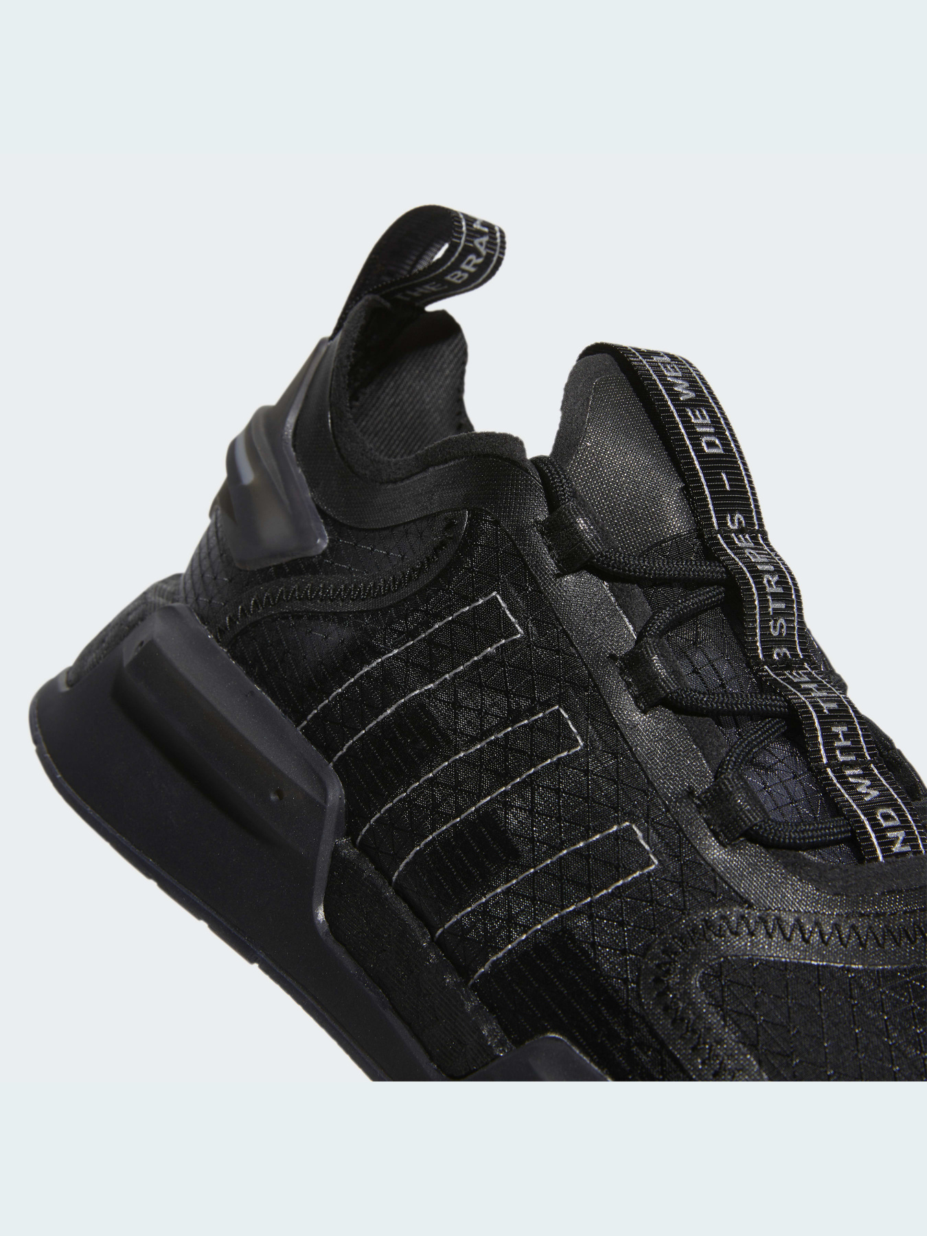 Кроссовки повседневные Adidas NMD модель GW5657 Фото