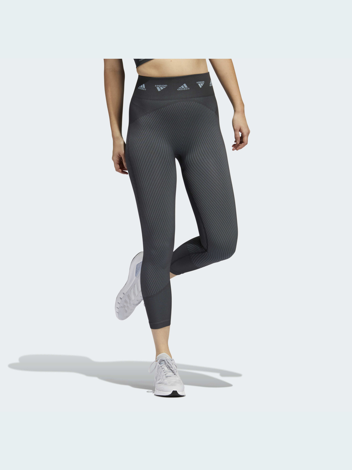 Спортивные леггинсы Adidas модель HD1981 Спортивные леггинсы Adidas модель HD1981 Фото