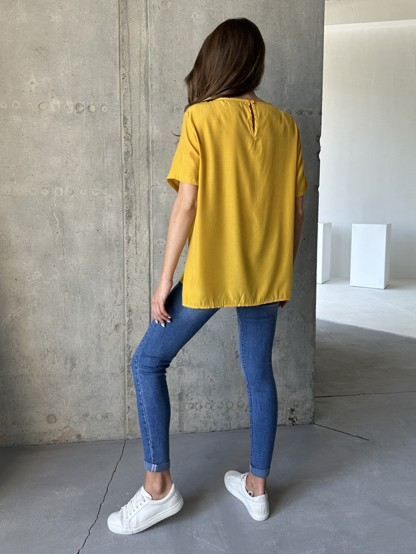 Блуза ISSA Plus модель WN20-493_mustard Фото