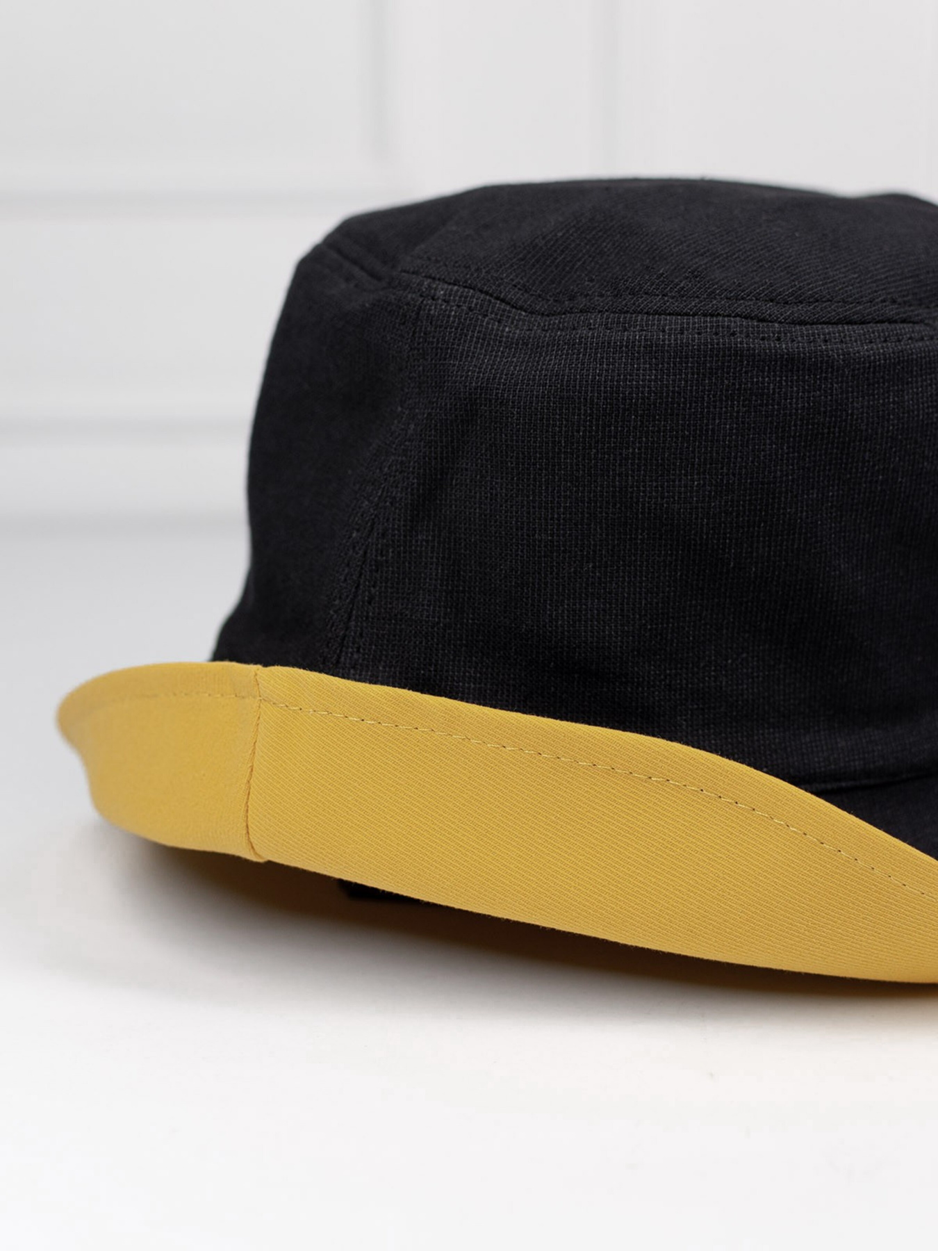 Панама ISSA Plus модель KP1-42_mustardblack Панама ISSA Plus модель KP1-42_mustardblack Фото