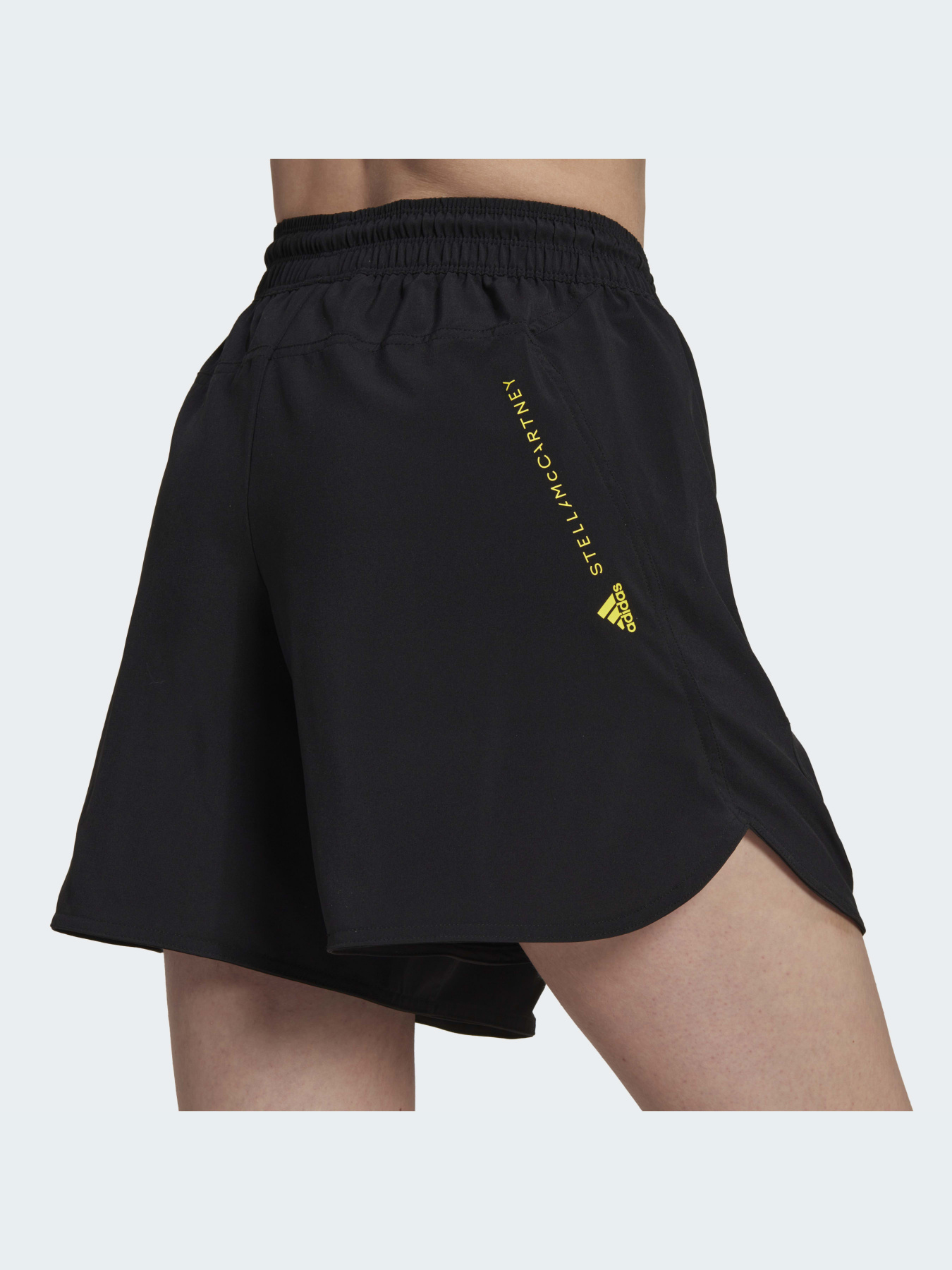 Шорти спортивні Adidas модель HI6028 Фото