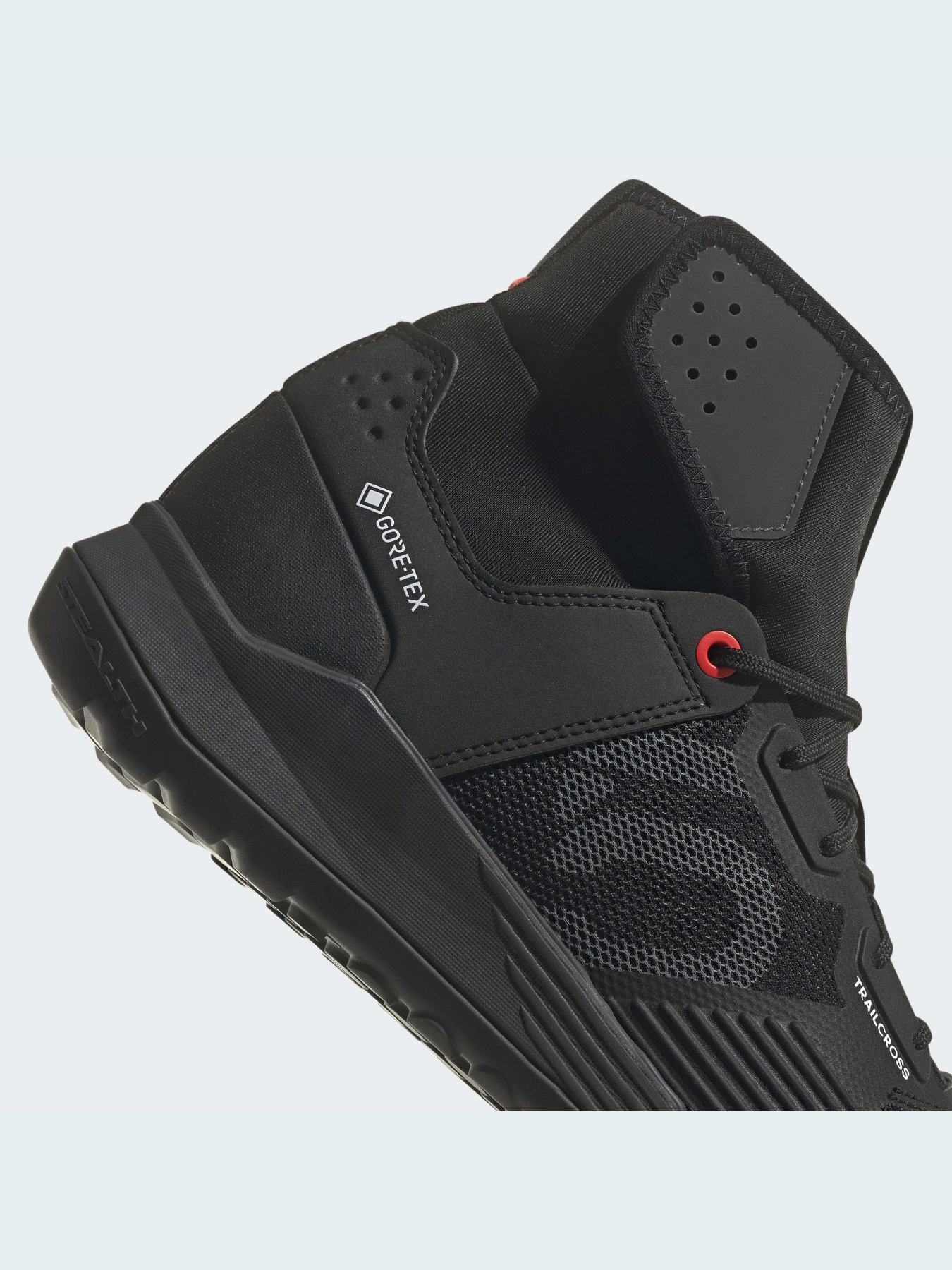 Кроссовки Adidas модель S29146 Фото