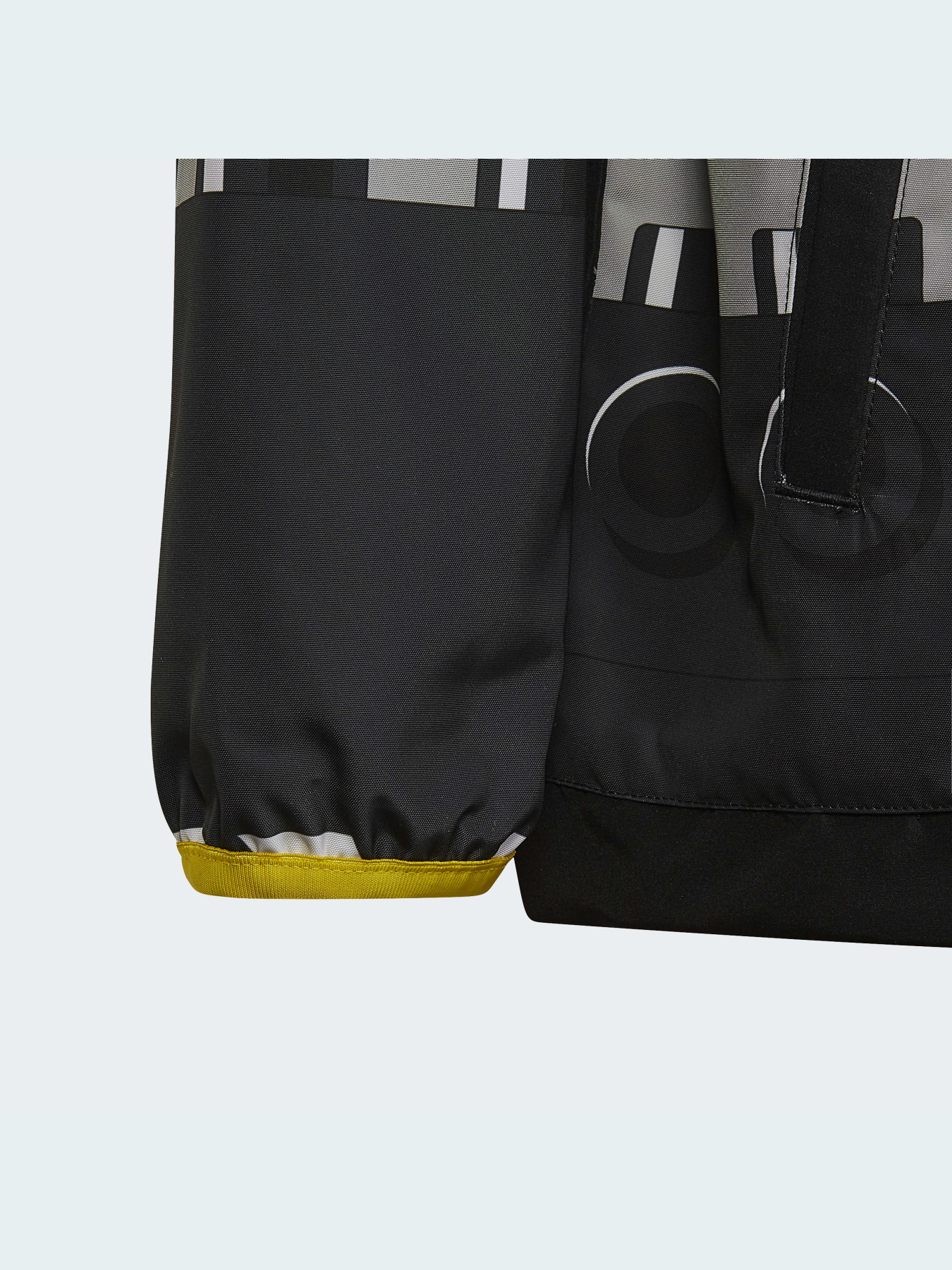 Анорак Adidas модель HP0934 Анорак Adidas модель HP0934 Фото