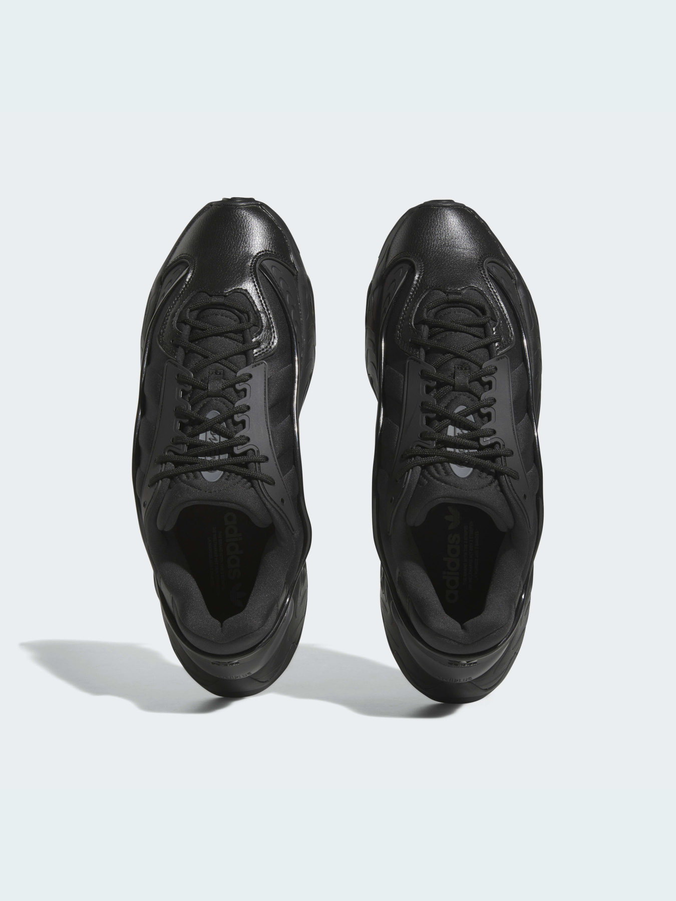 Кроссовки Adidas Ozweego модель GX4506 Фото