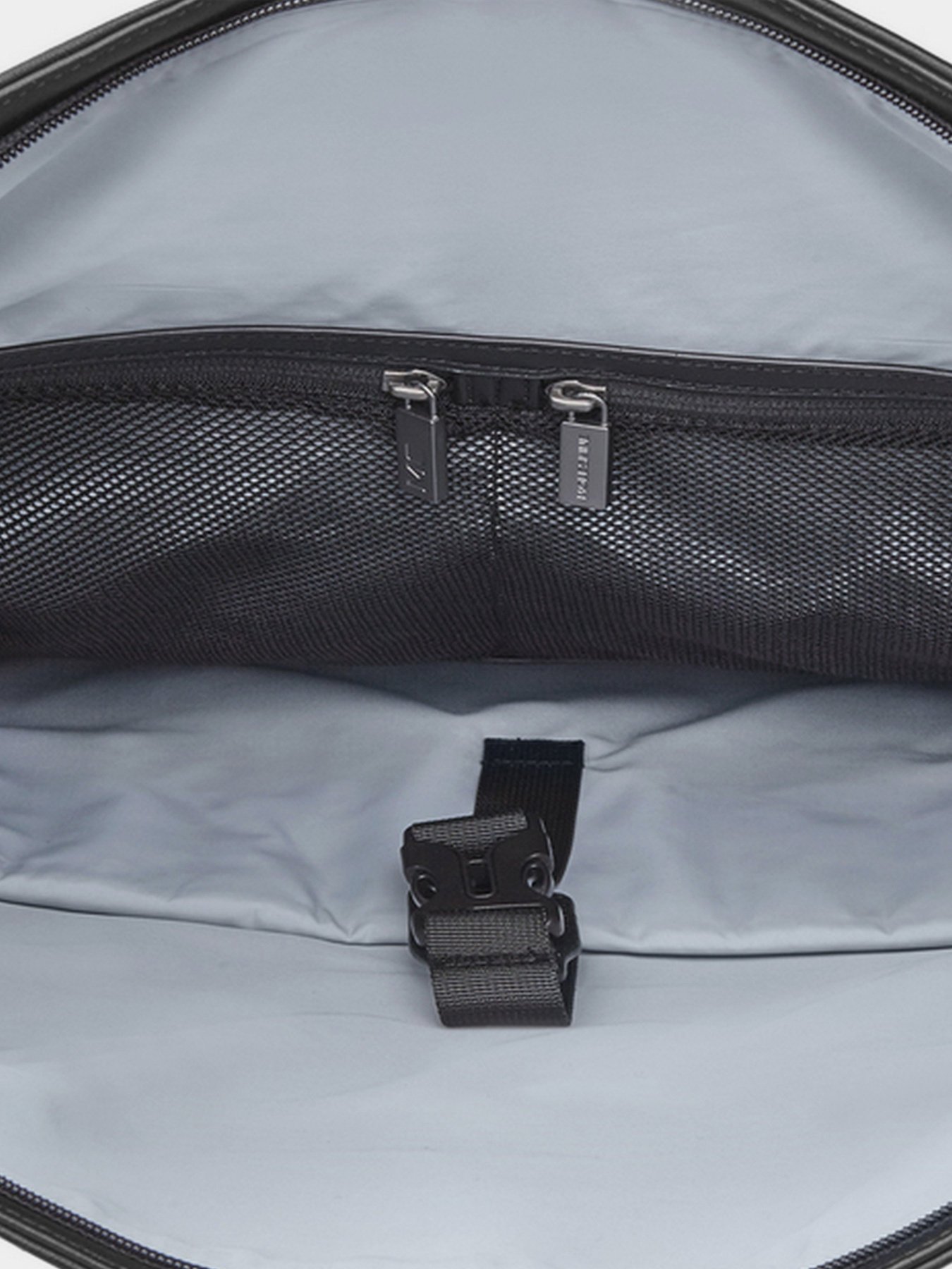 Дорожня сумка Moleskine Classic Модель ET76UWTOBK Фото