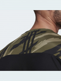 Футболка спортивная Adidas модель HD4318 Футболка спортивная Adidas модель HD4318 Фото