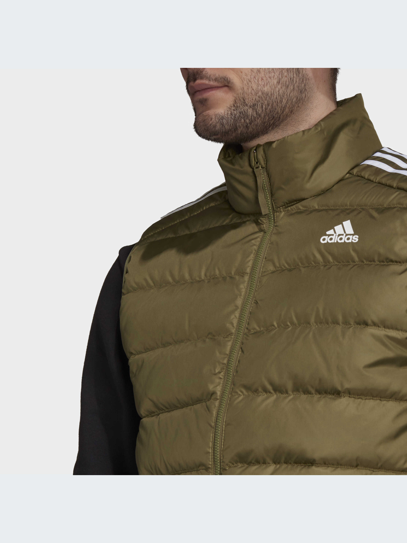 Утепленный жилет Adidas модель GT9130 Утепленный жилет Adidas модель GT9130 Фото