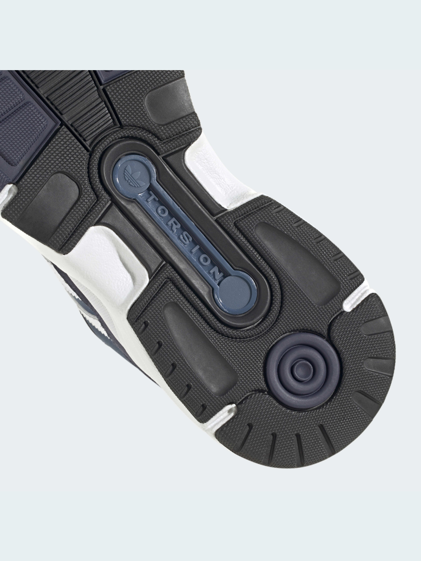 Кросівки Adidas модель HP8022 Фото