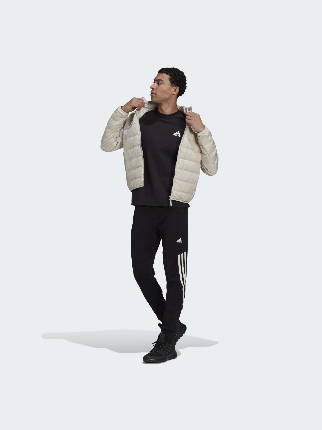 Пуховик Adidas модель HK4647 Фото