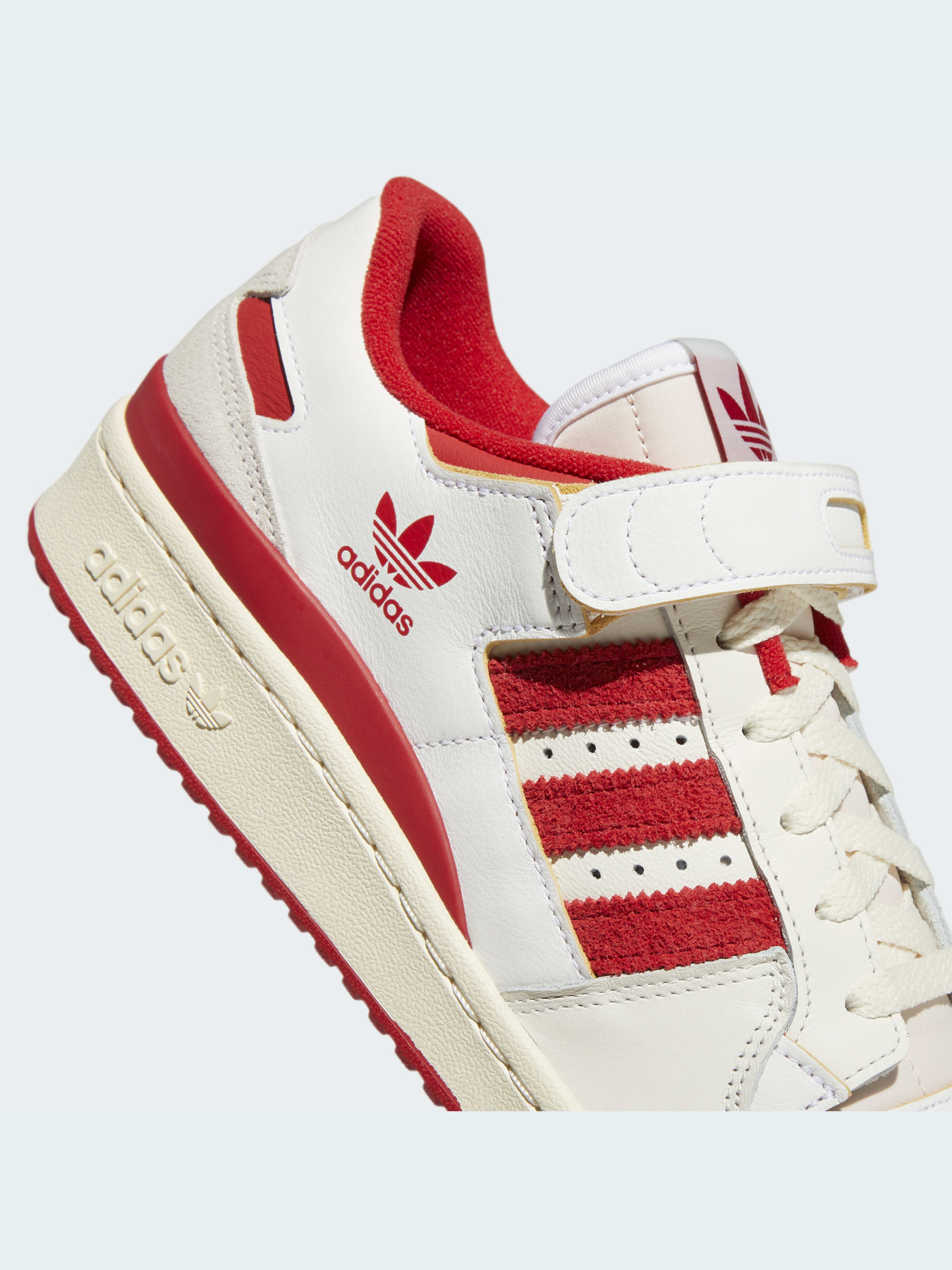 Кросівки Adidas Forum модель GY6981 Фото