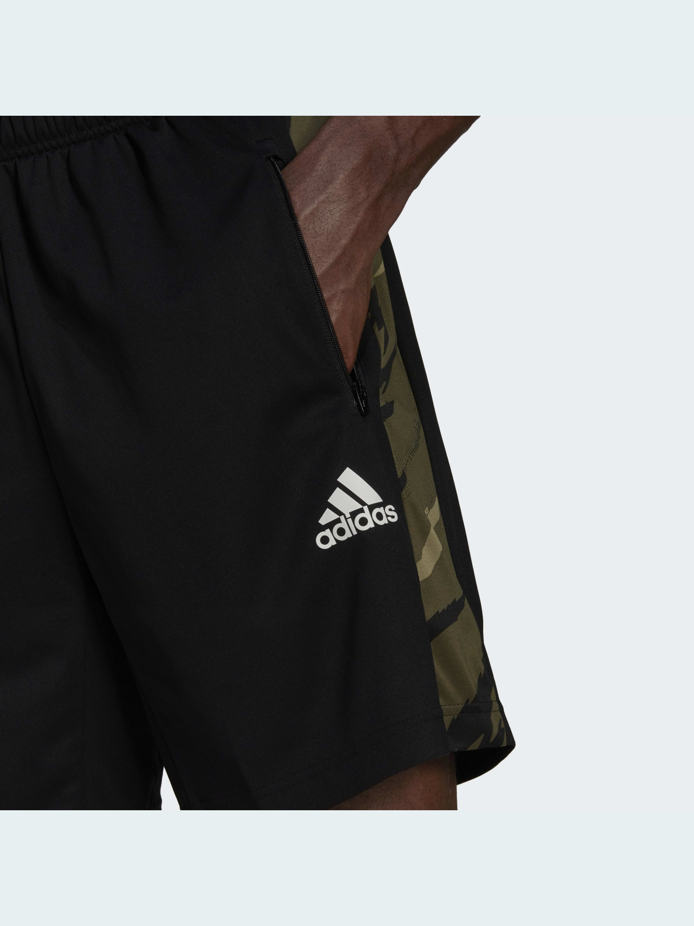Шорты спортивные Adidas модель HD4320 Шорты спортивные Adidas модель HD4320 Фото