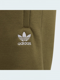 Повсякденні шорти Adidas Adicolor модель HD2063 Повсякденні шорти Adidas Adicolor модель HD2063 Фото