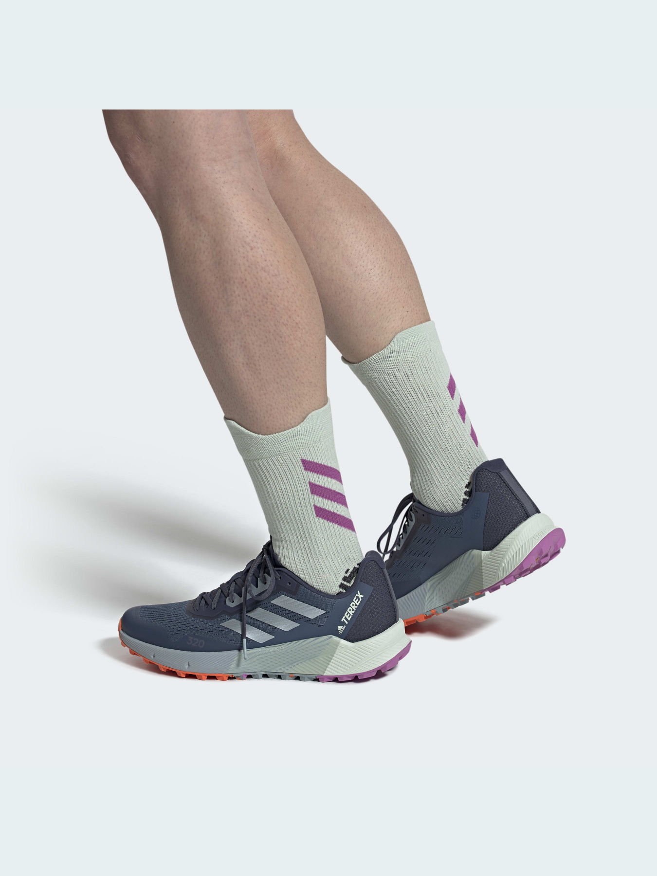 Кросівки для бігу Adidas модель GX8679 Фото