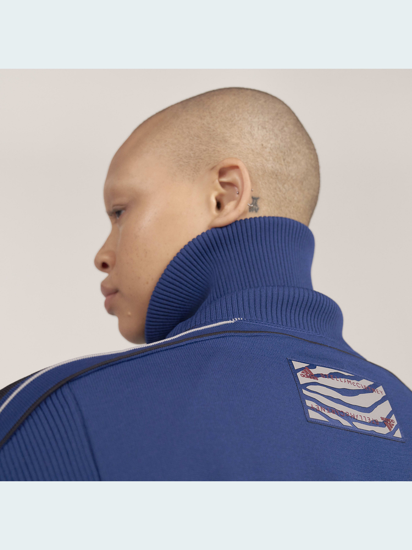 Спортивная кофта Adidas модель HG1264 Фото