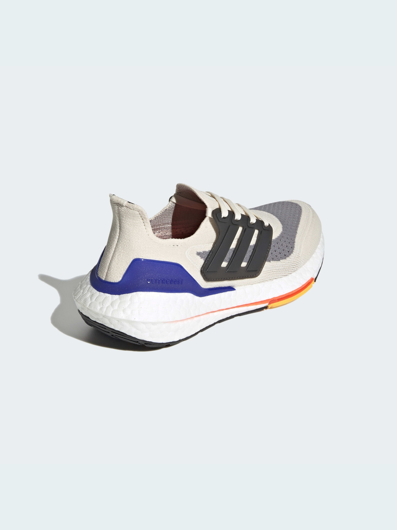 Кроссовки для бега Adidas Ultraboost модель GX2558 Фото