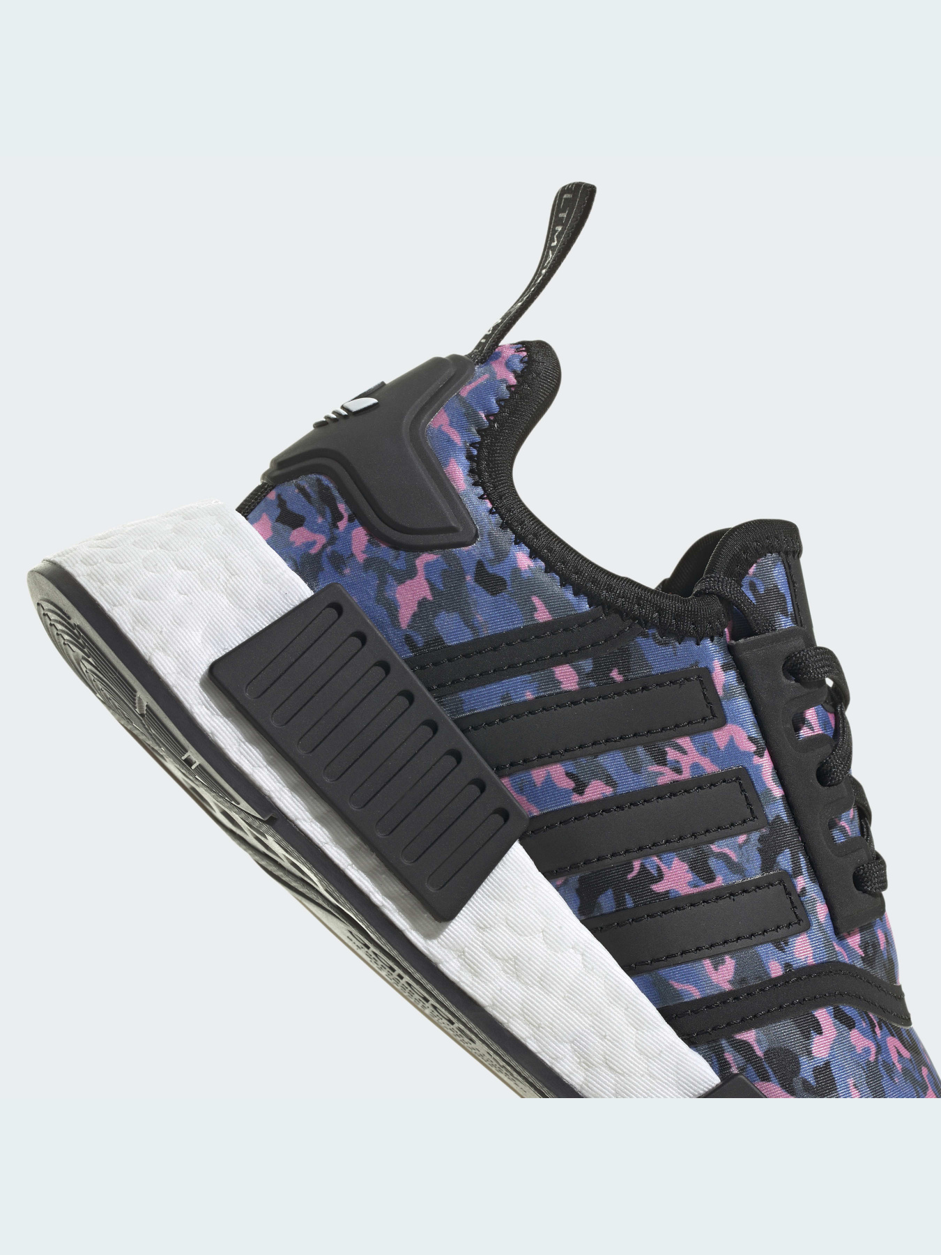 Кросівки повсякденні Adidas NMD модель HQ6183 Фото