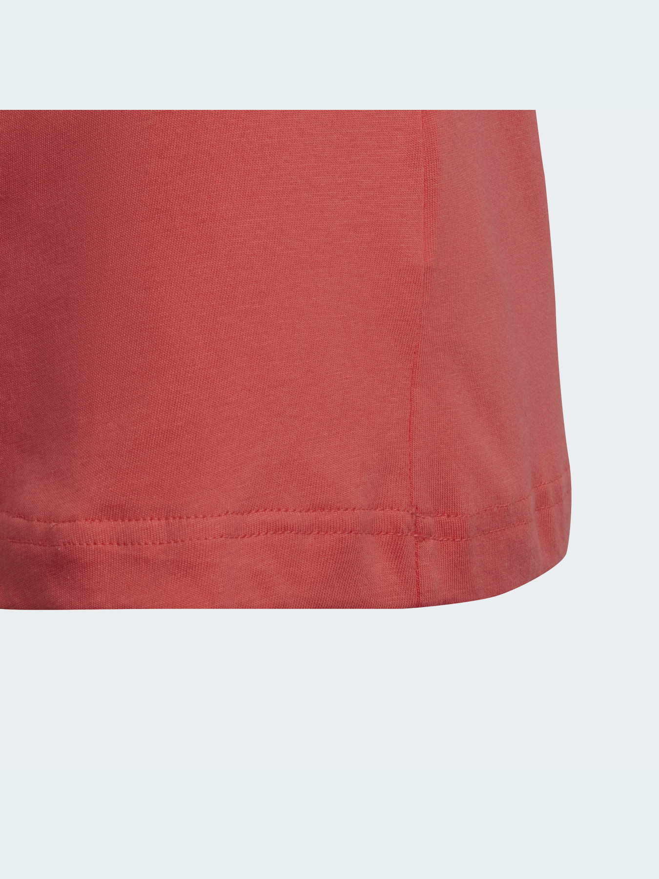 Спортивная футболка Adidas модель HE1979 Спортивная футболка Adidas модель HE1979 Фото