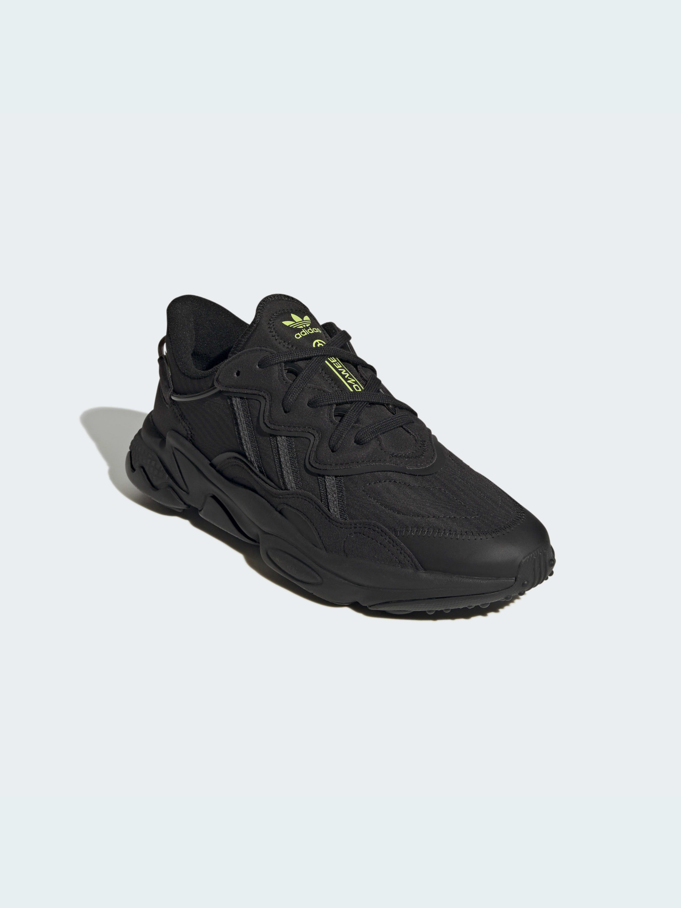 Кроссовки Adidas Ozweego модель HP7802 Фото