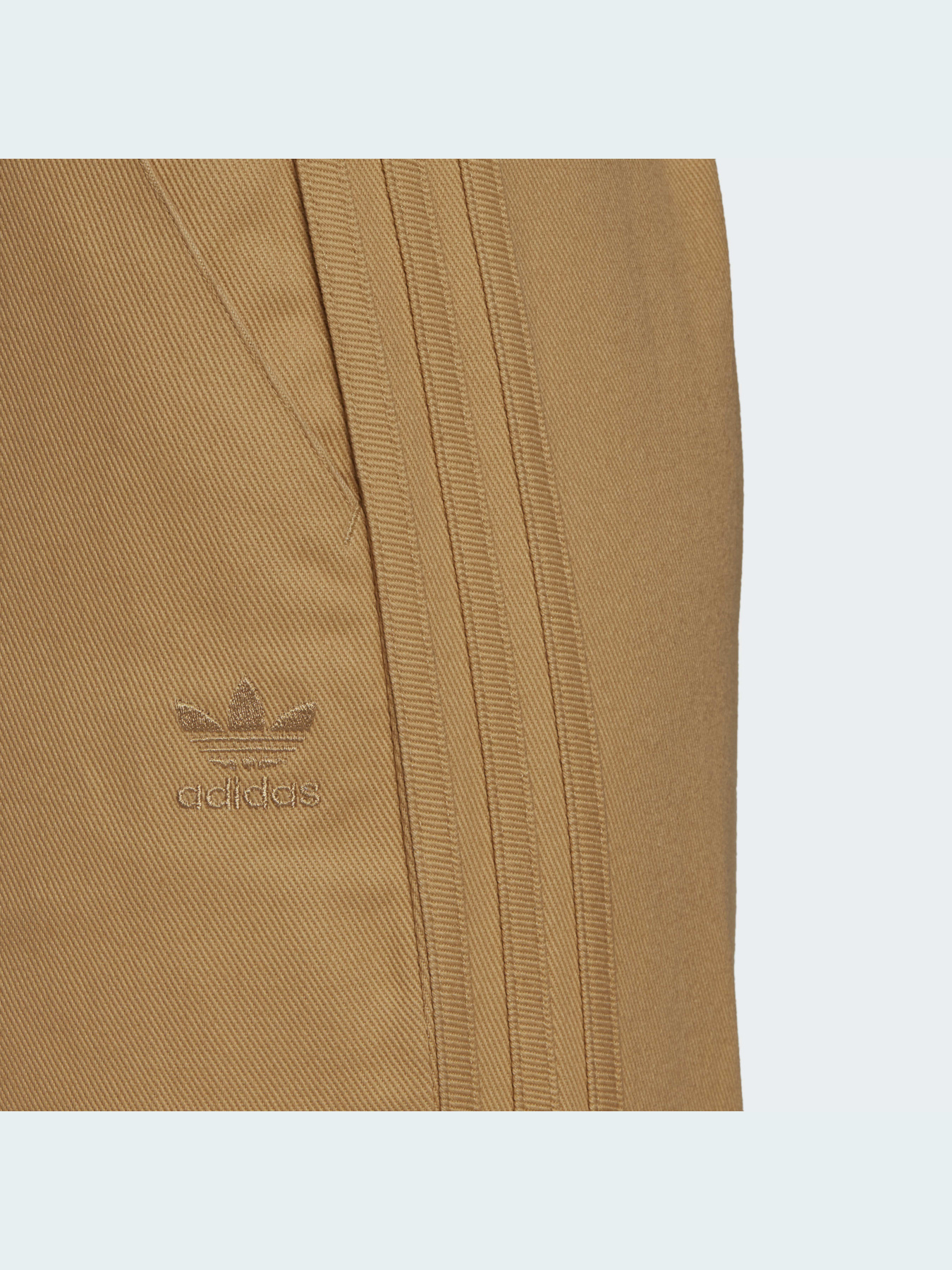 Повседневные штаны Adidas модель HE4738 Фото